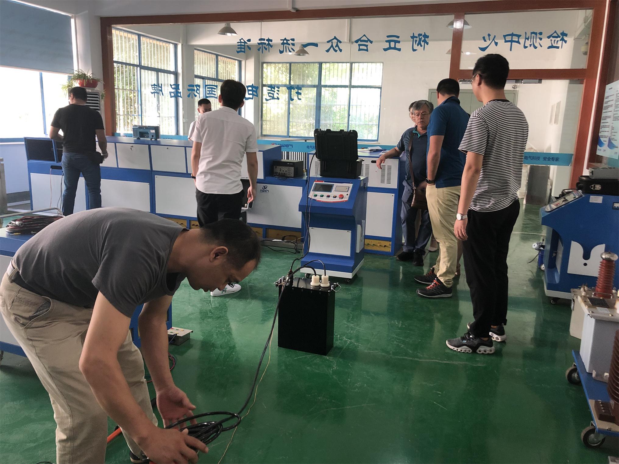 客戶(hù)到訪合眾電氣