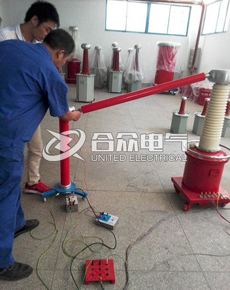 充氣式無局放試驗(yàn)變壓器試驗(yàn)現(xiàn)場(chǎng)